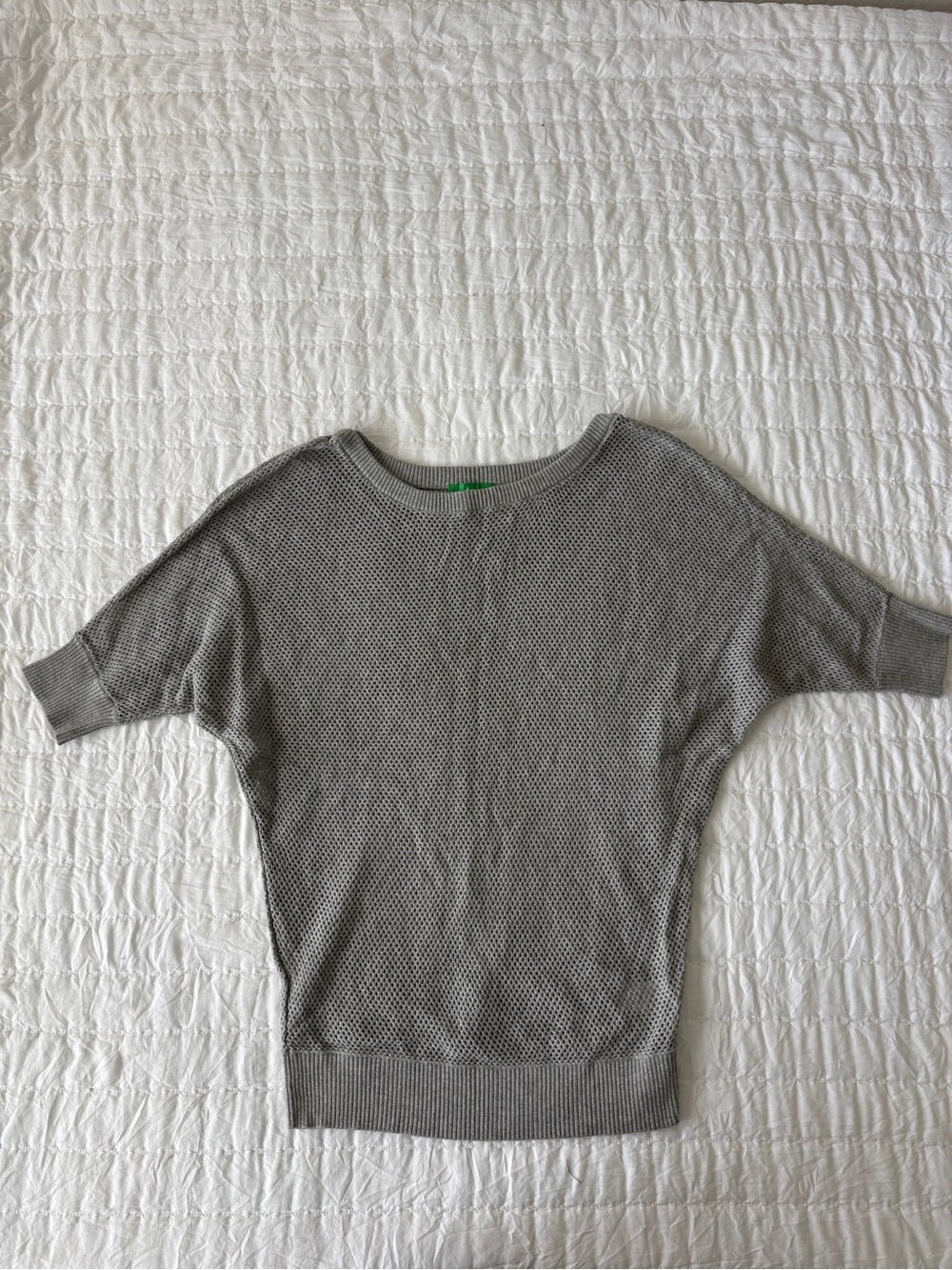 dip Gray Short-Sleeve Knit Scoop Neck Sweater